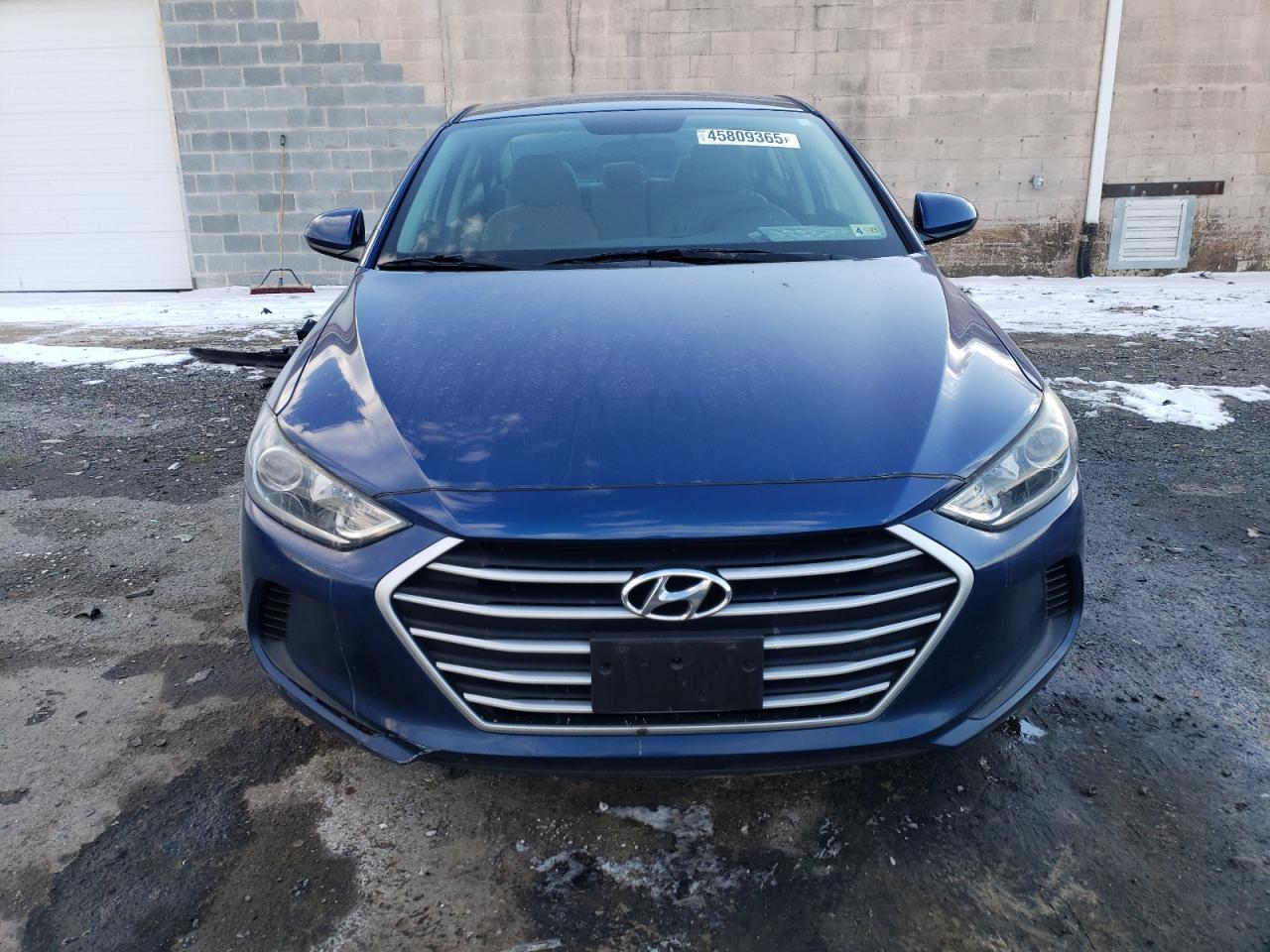 2018 HYUNDAI ELANTRA SE - Image 5