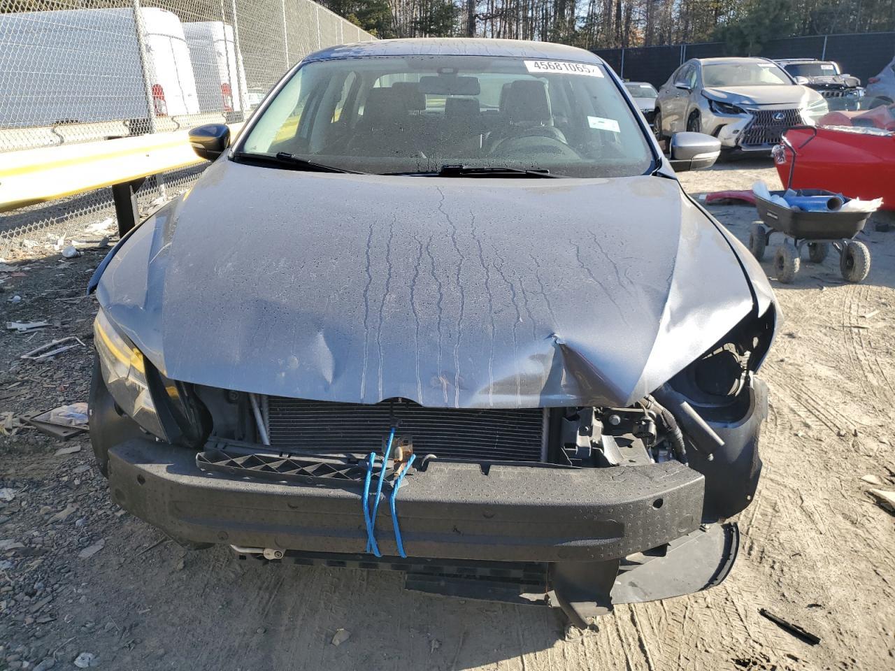 2015 VOLKSWAGEN PASSAT S - Фото 5