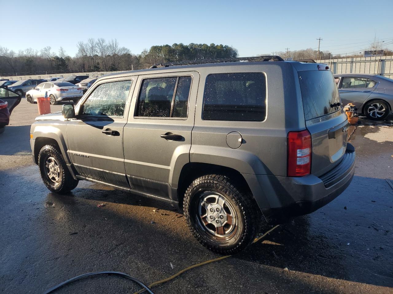 2014 JEEP PATRIOT SP - Image 2