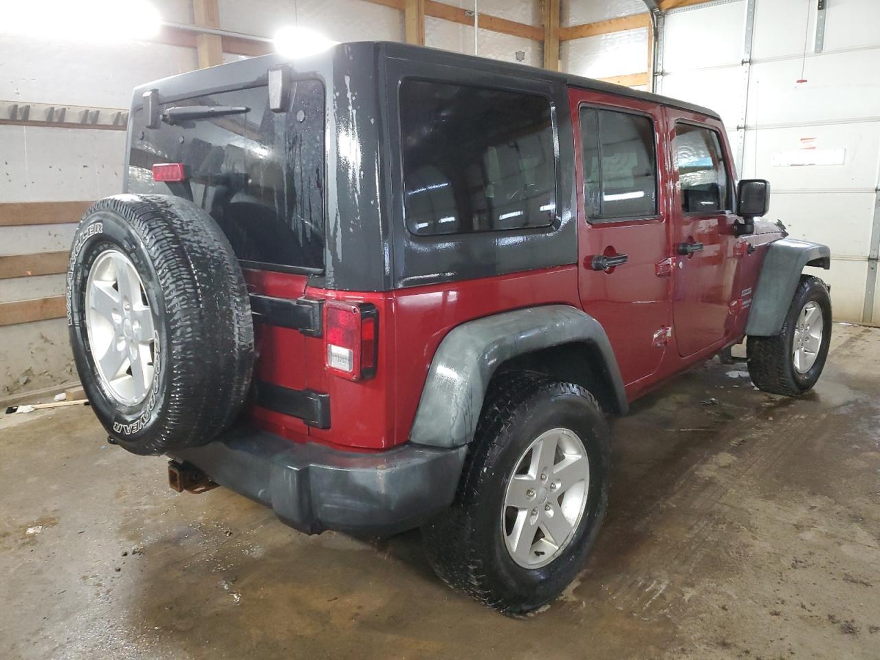2012 JEEP WRANGLER U - Image 3