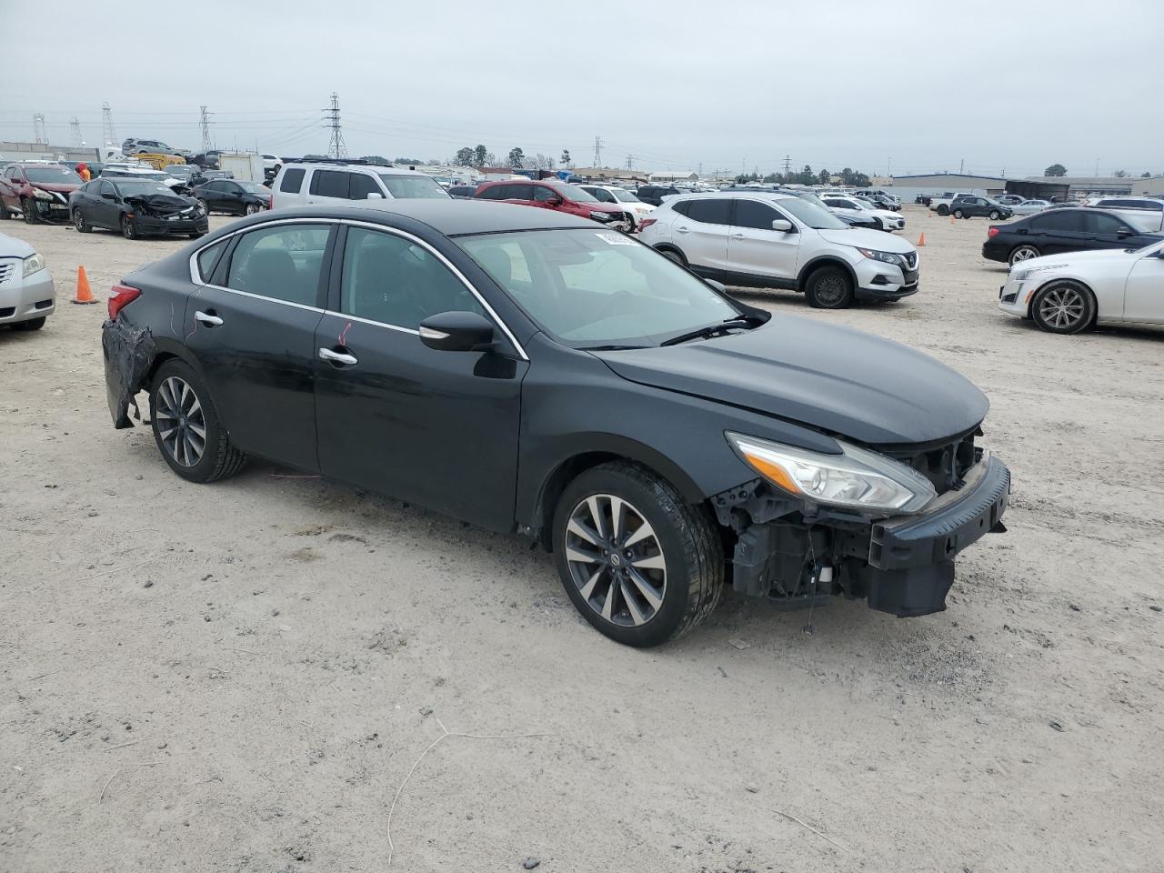 2017 NISSAN ALTIMA 2.5 - Image 4