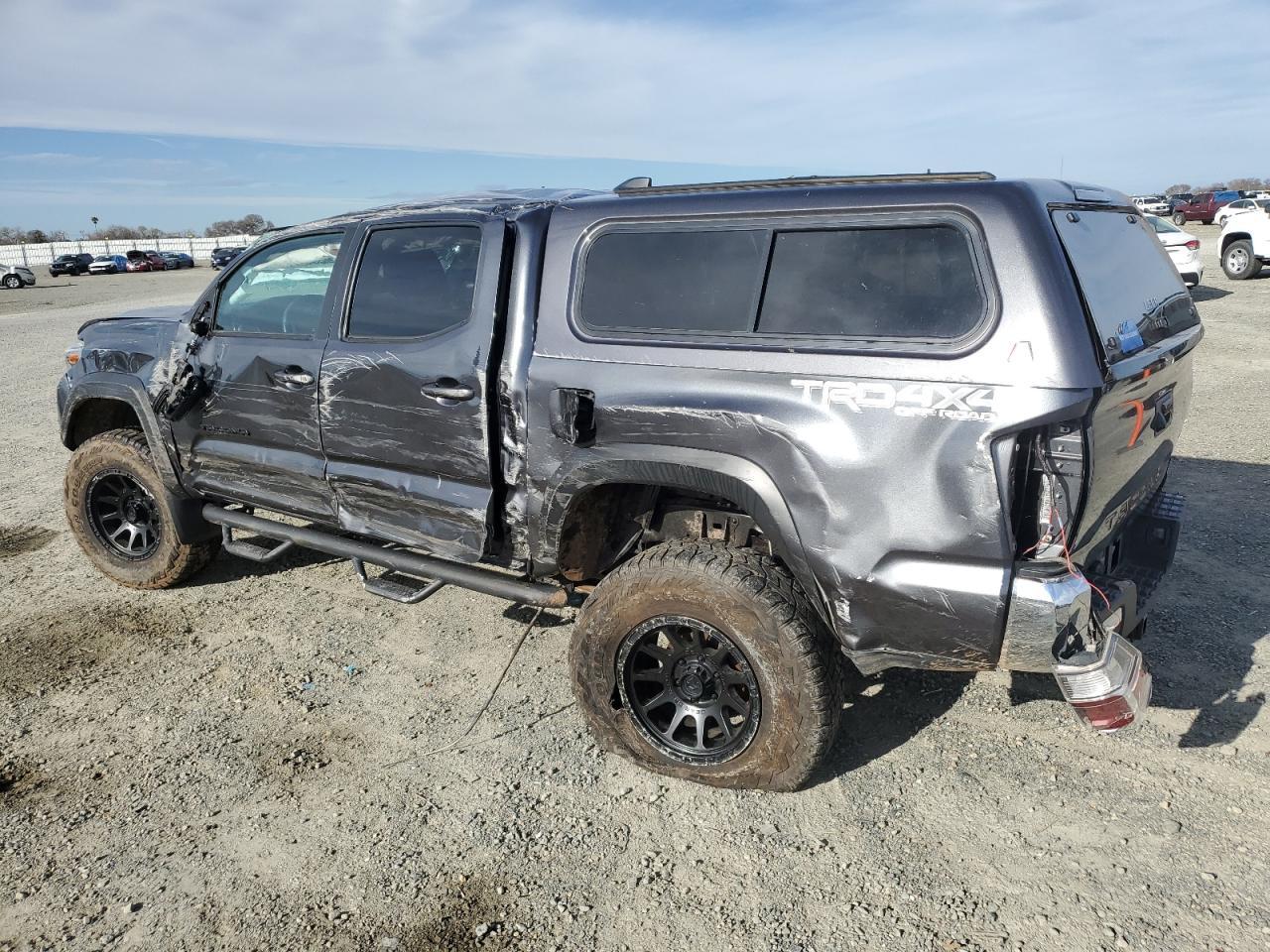 2023 TOYOTA TACOMA DOU - Фото 2