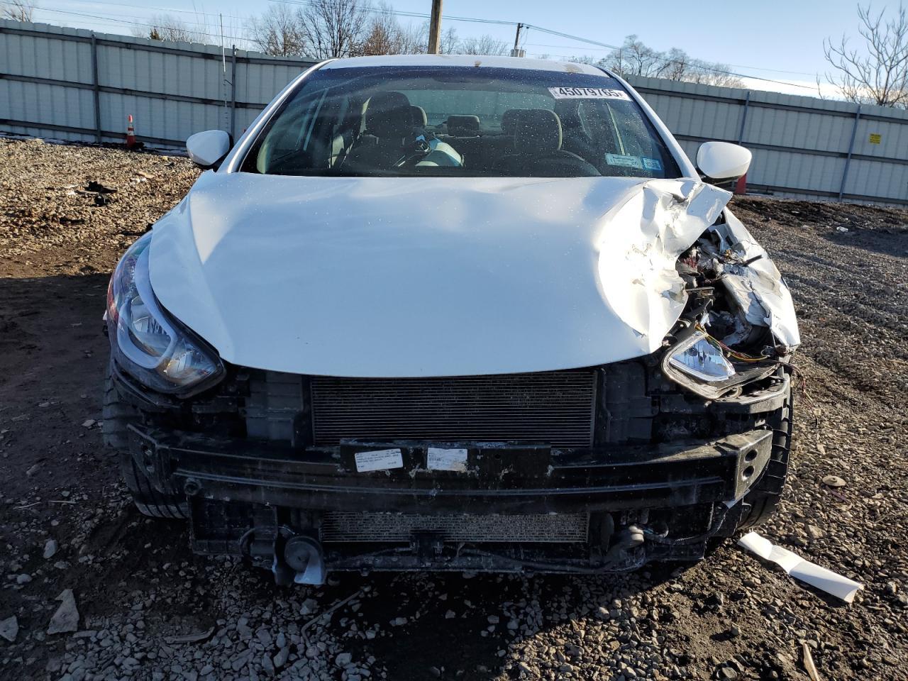 2015 HYUNDAI ELANTRA SE - Image 5