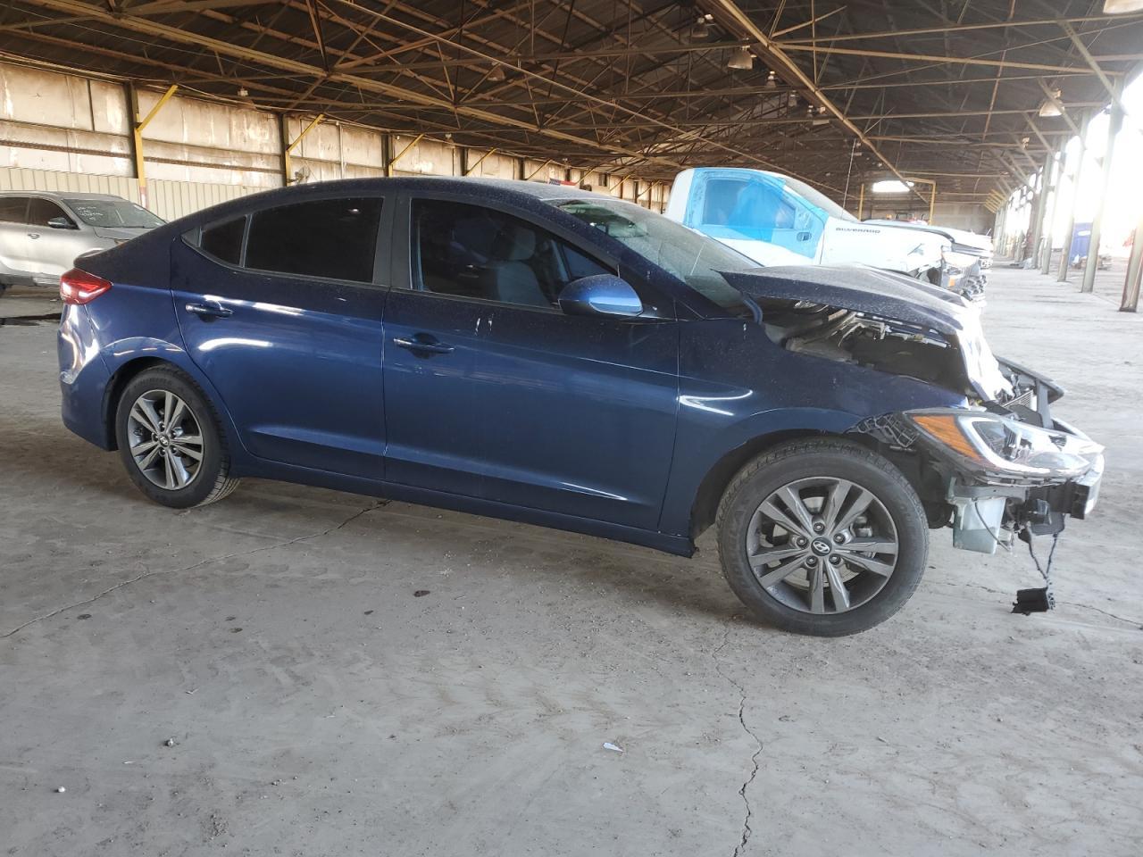 2018 HYUNDAI ELANTRA SE - Фото 4