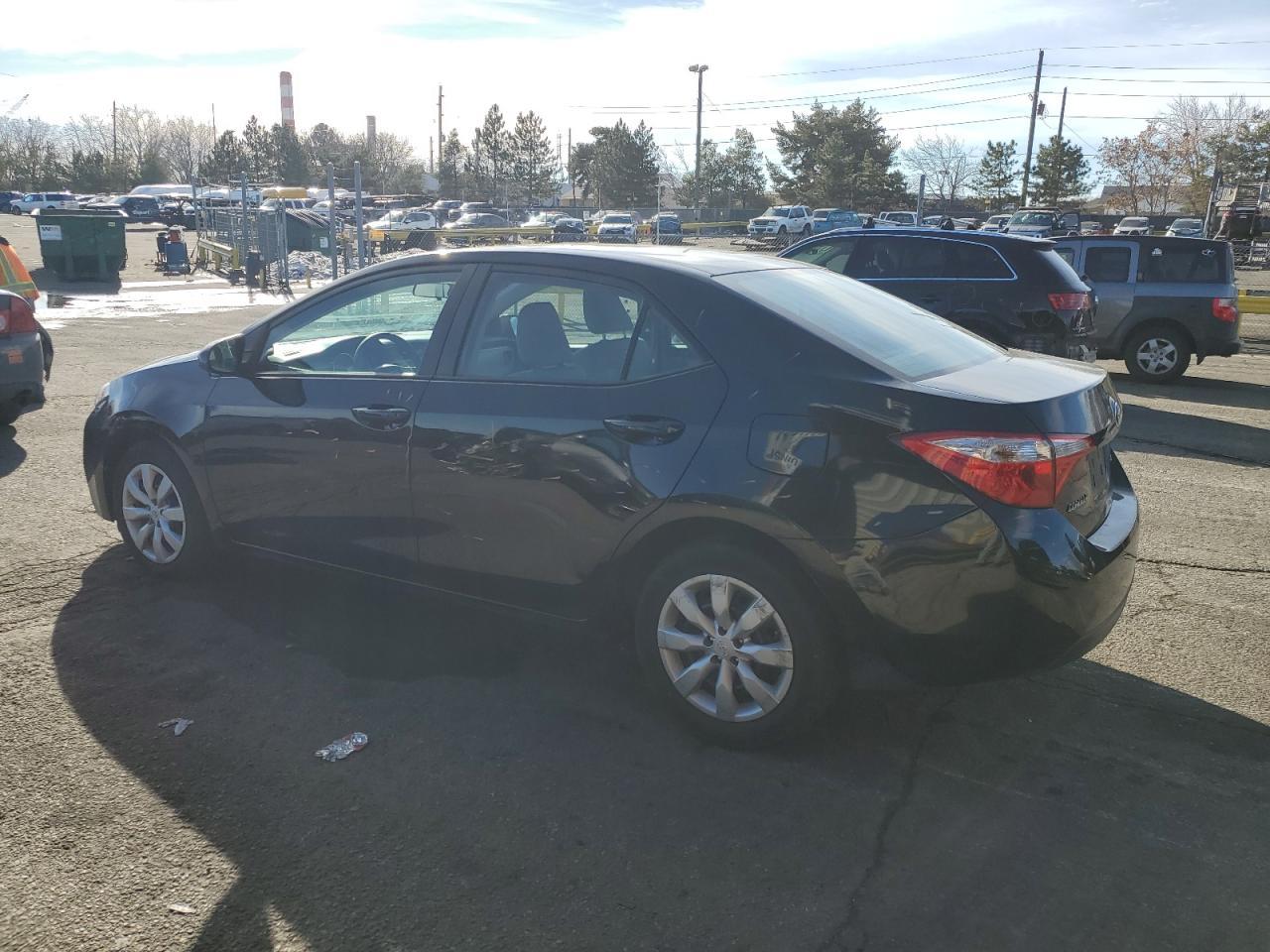 2015 TOYOTA COROLLA L - Фото 2