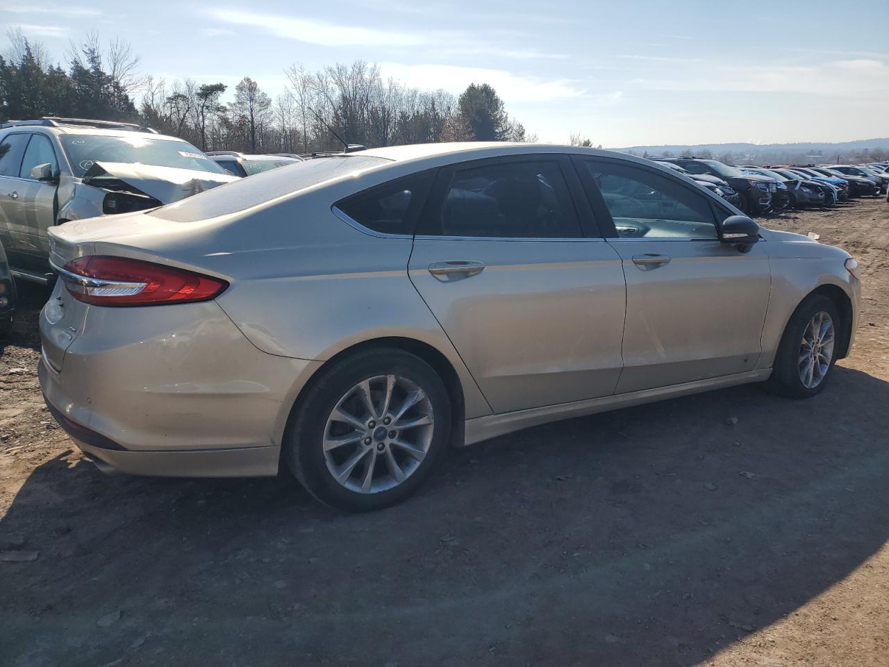 2017 FORD FUSION SE - Фото 3