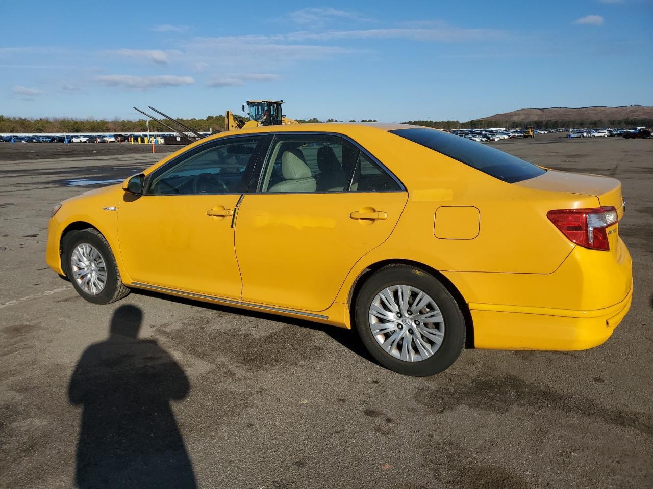 2012 TOYOTA CAMRY HYBR - Фото 2