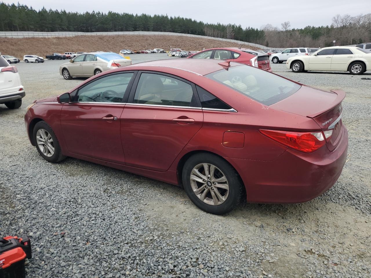 2013 HYUNDAI SONATA GLS - Image 2