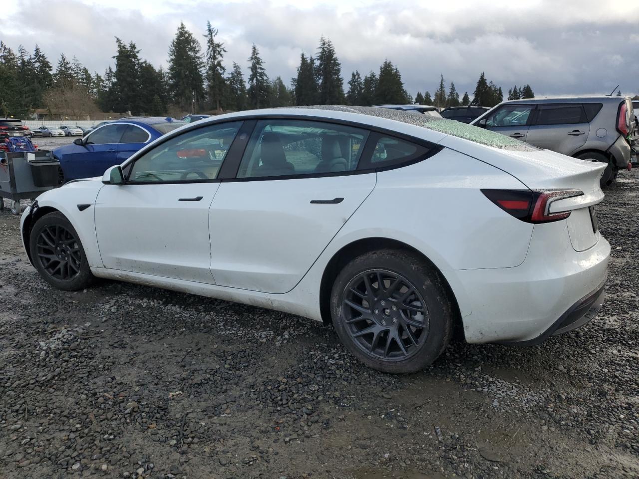 2024 TESLA MODEL 3 - Image 2