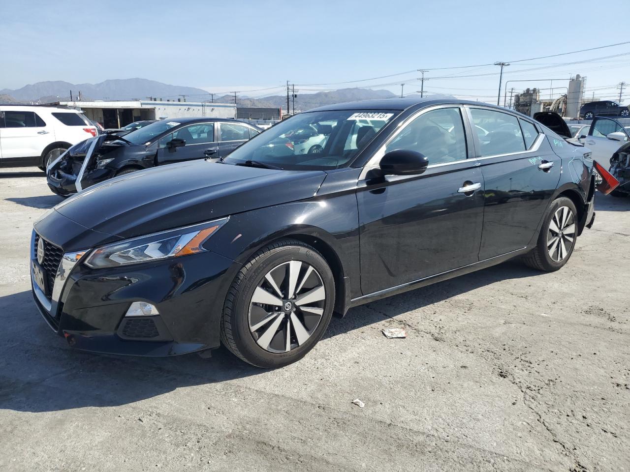 2022 NISSAN ALTIMA SV