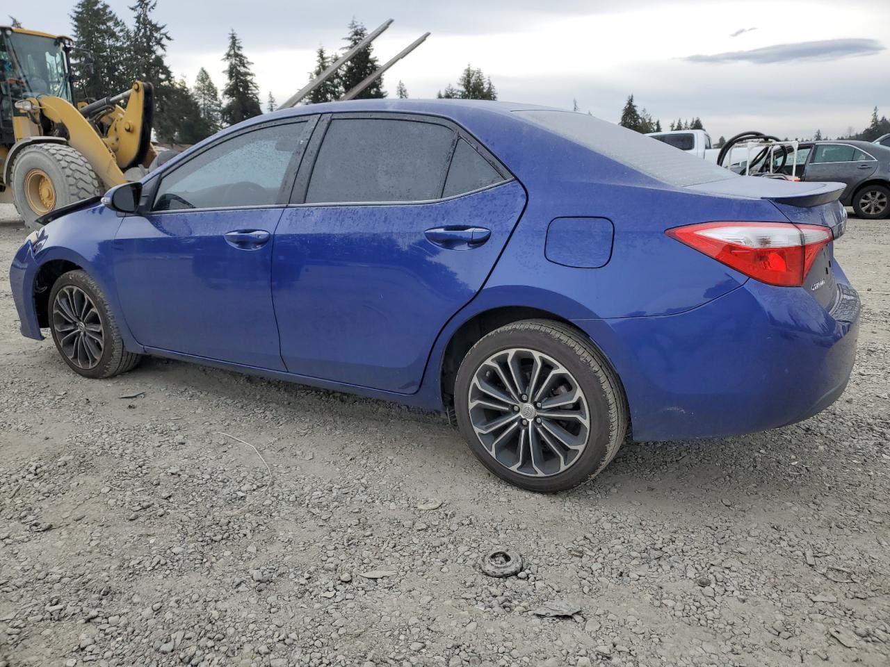 2014 TOYOTA COROLLA L - Image 2