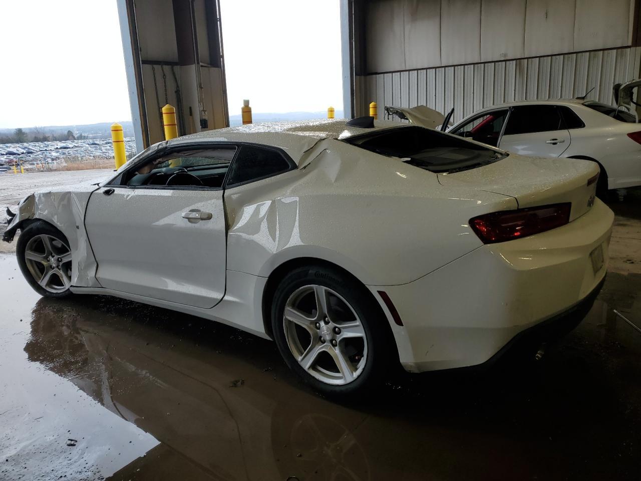 2018 CHEVROLET CAMARO LT - Фото 2