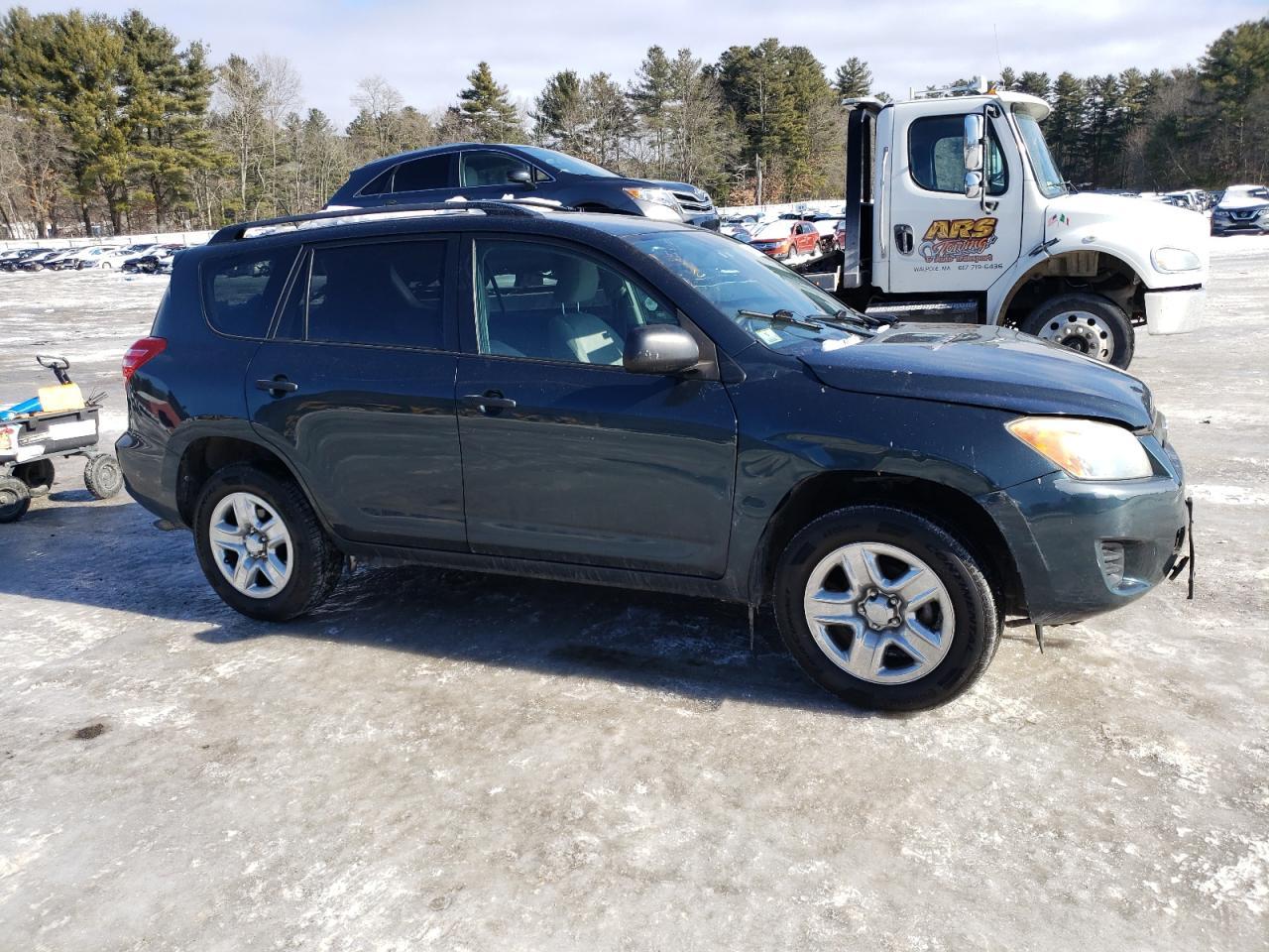 2011 TOYOTA RAV4 - Image 4
