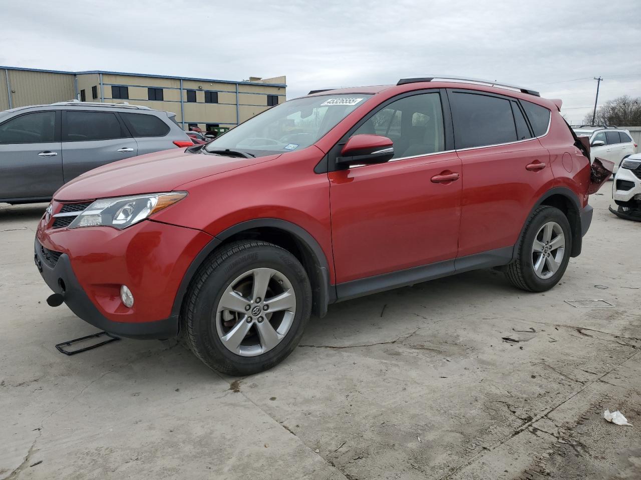2015 TOYOTA RAV4 XLE