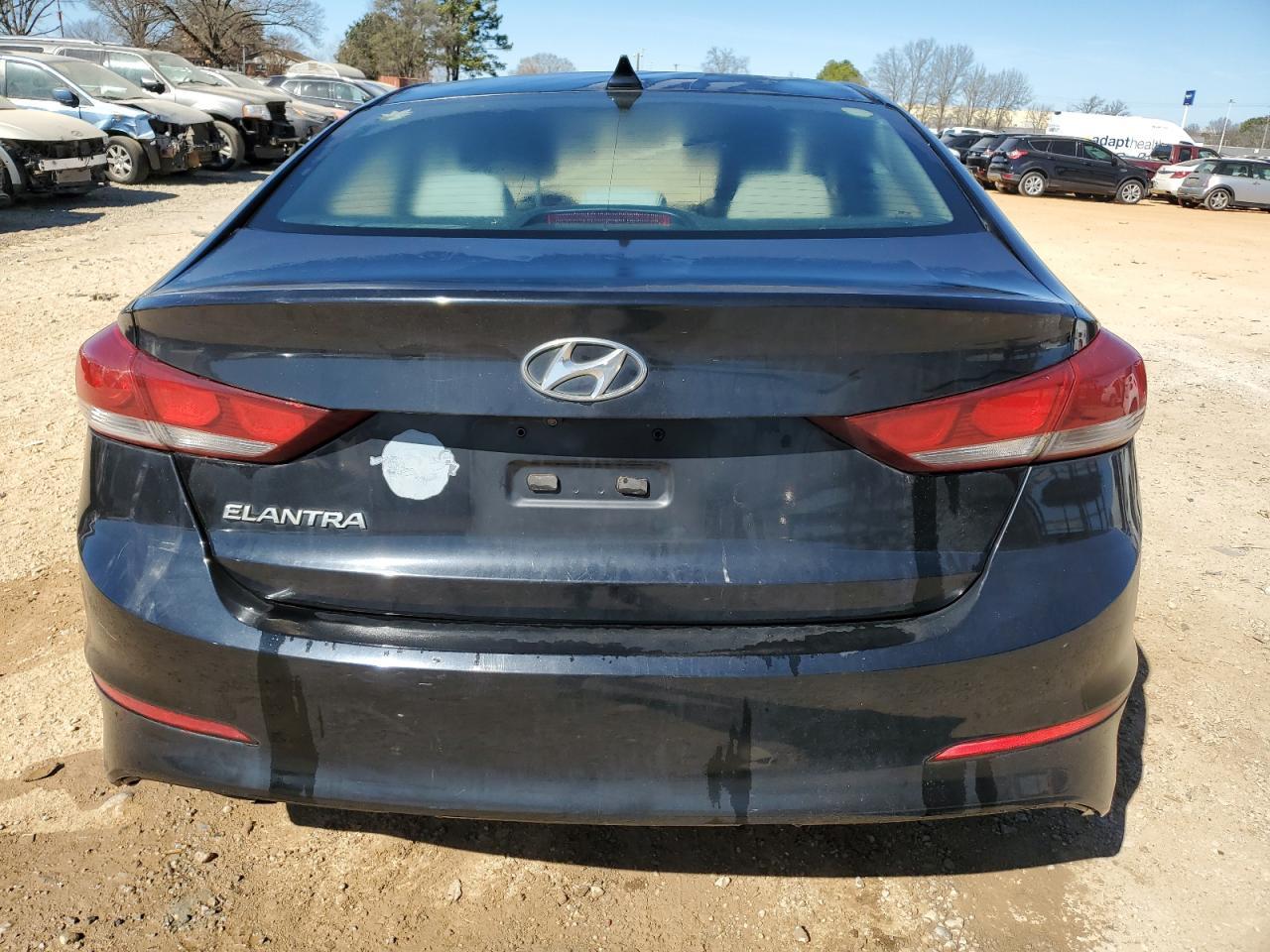 2017 HYUNDAI ELANTRA SE - Image 6