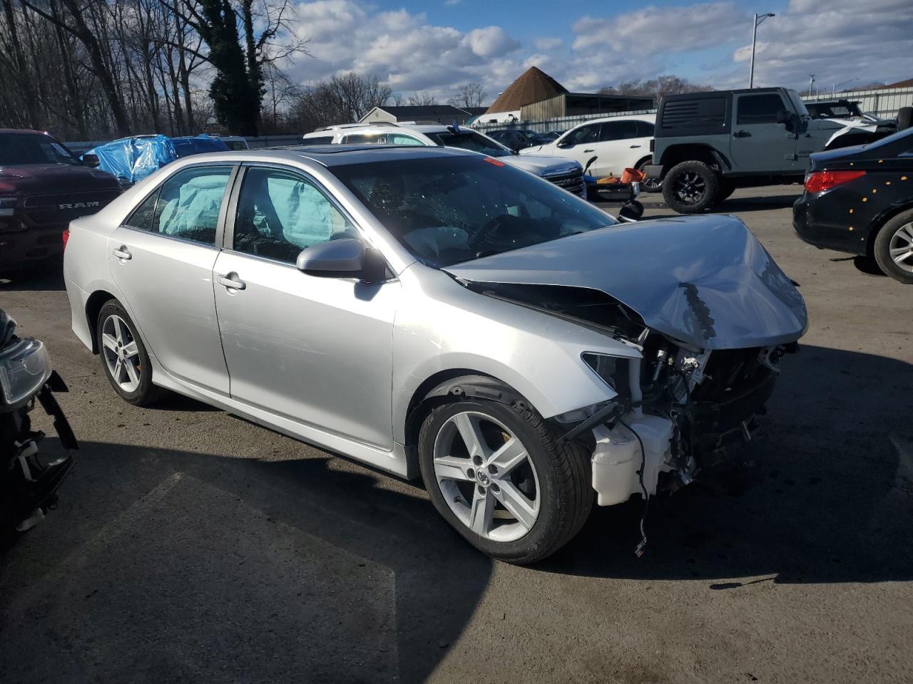2012 TOYOTA CAMRY BASE - Фото 4