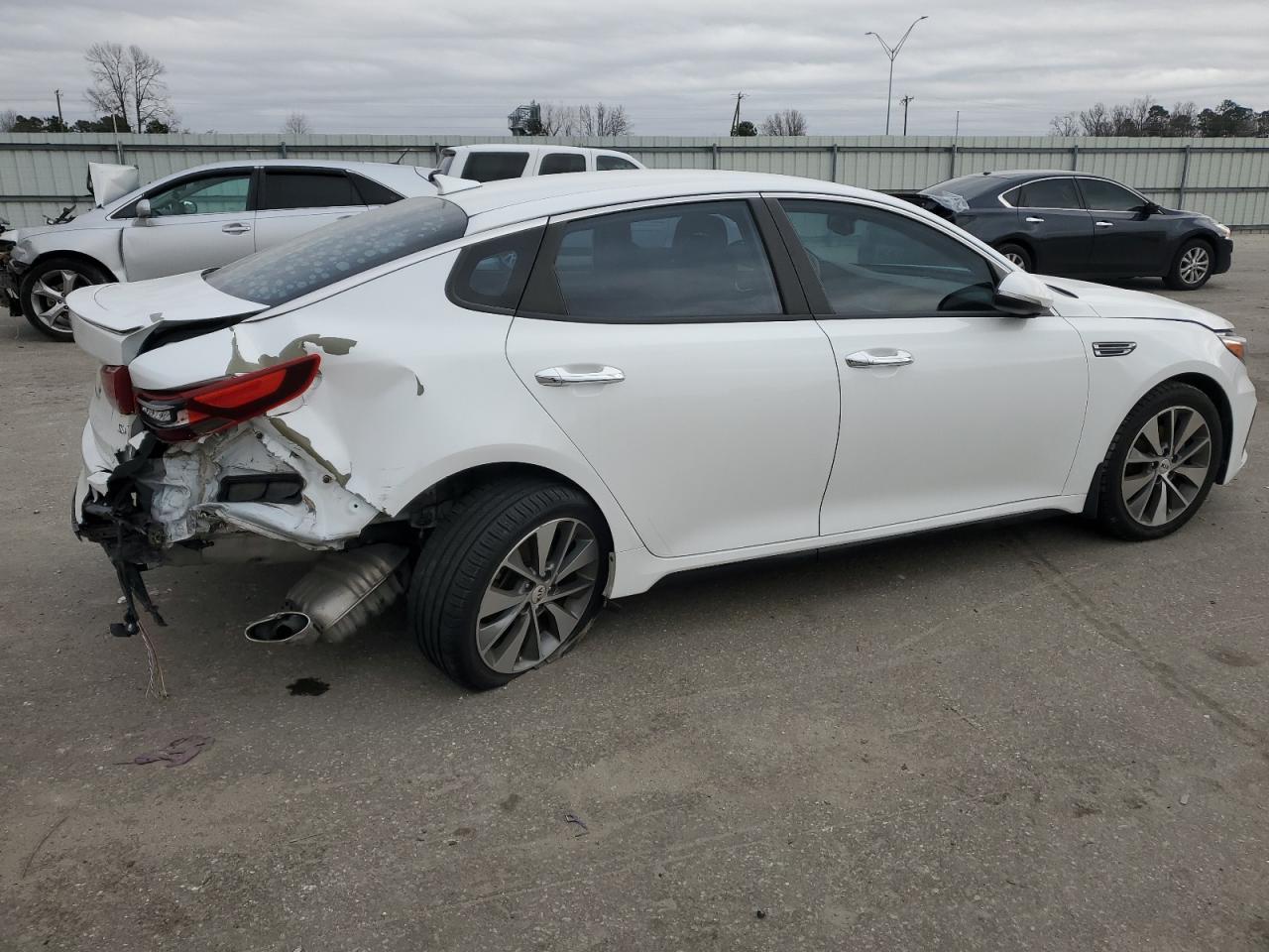 2019 KIA OPTIMA LX - Фото 3