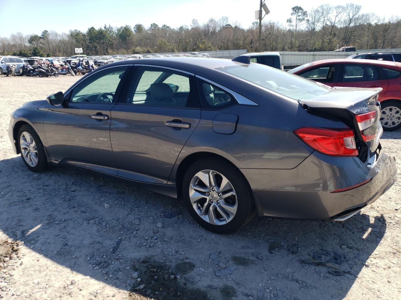 2018 HONDA ACCORD LX - Фото 2