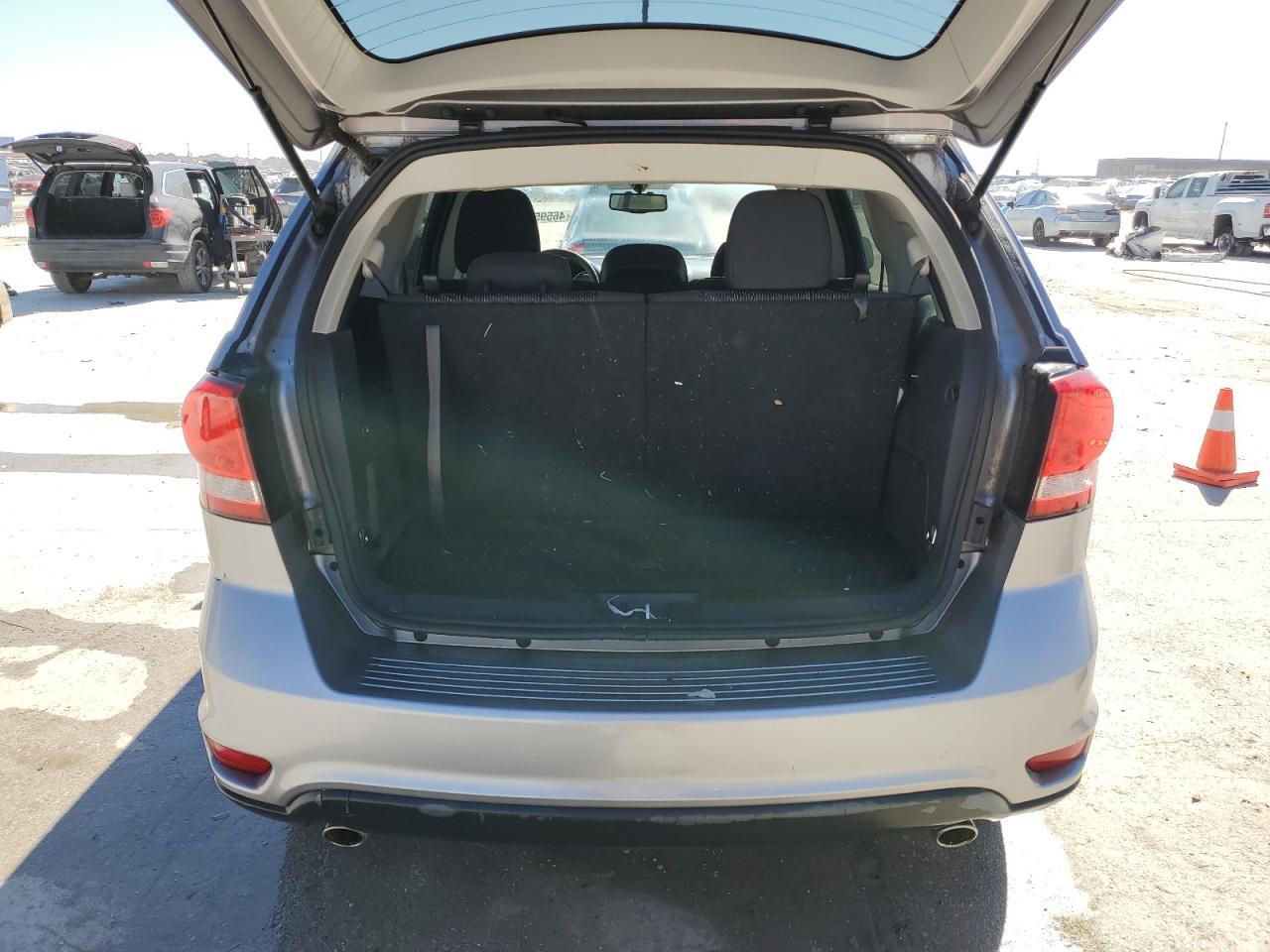 2015 DODGE JOURNEY SX - Фото 6