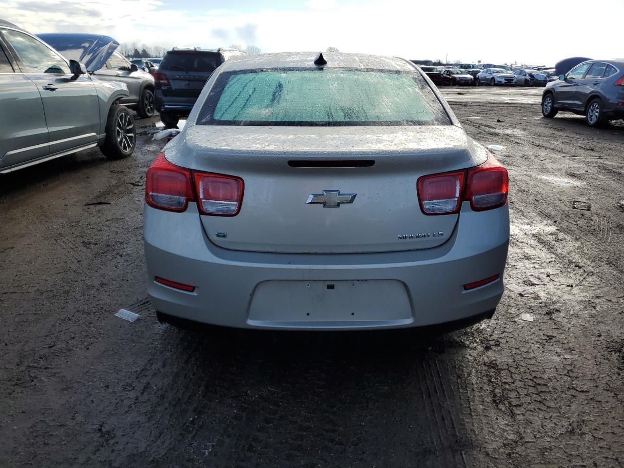 2015 CHEVROLET MALIBU LS - Image 6