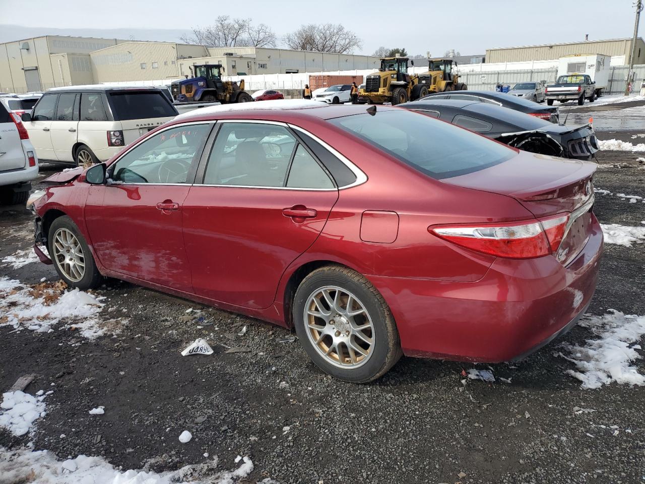 2015 TOYOTA CAMRY LE - Фото 2