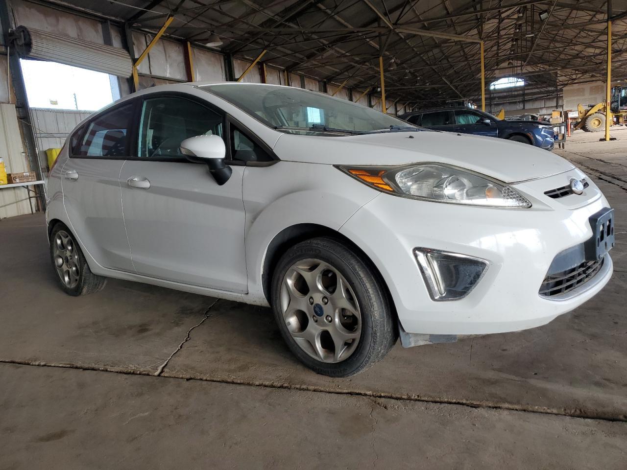 2012 FORD FIESTA SES - Image 4