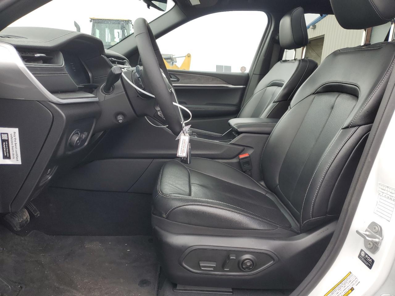2024 JEEP GRAND CHER - Image 7