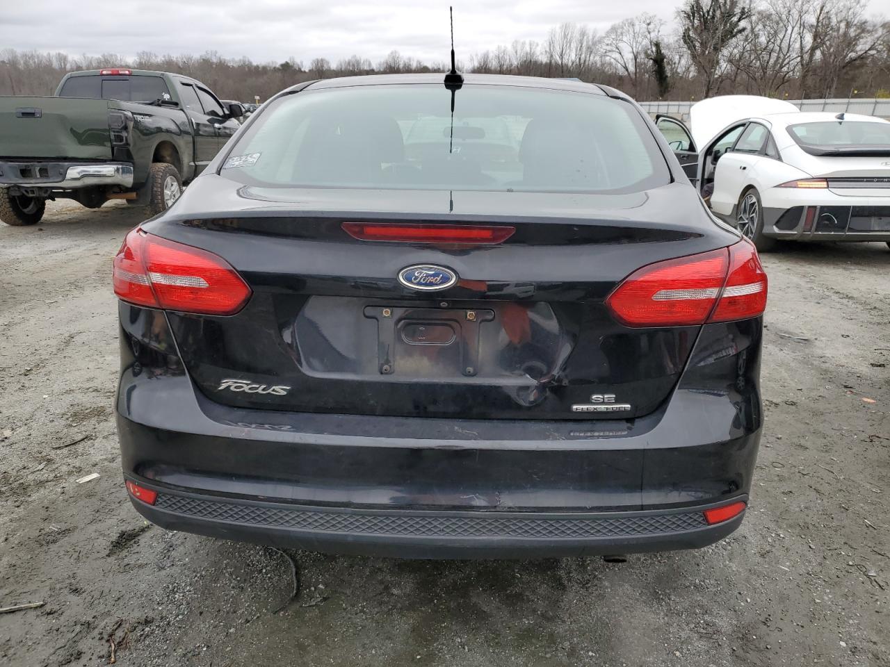2016 FORD FOCUS SE - Фото 6