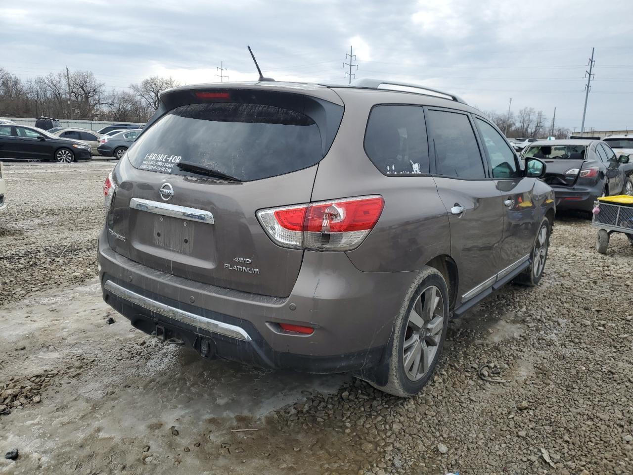 2013 NISSAN PATHFINDER - Фото 3