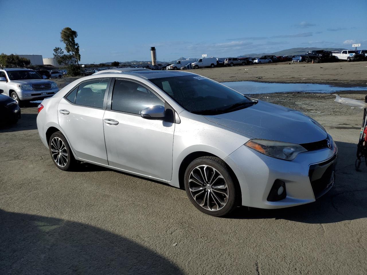 2014 TOYOTA COROLLA L - Фото 4