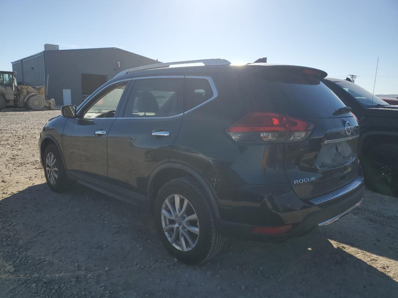 2017 NISSAN ROGUE S - Фото 2