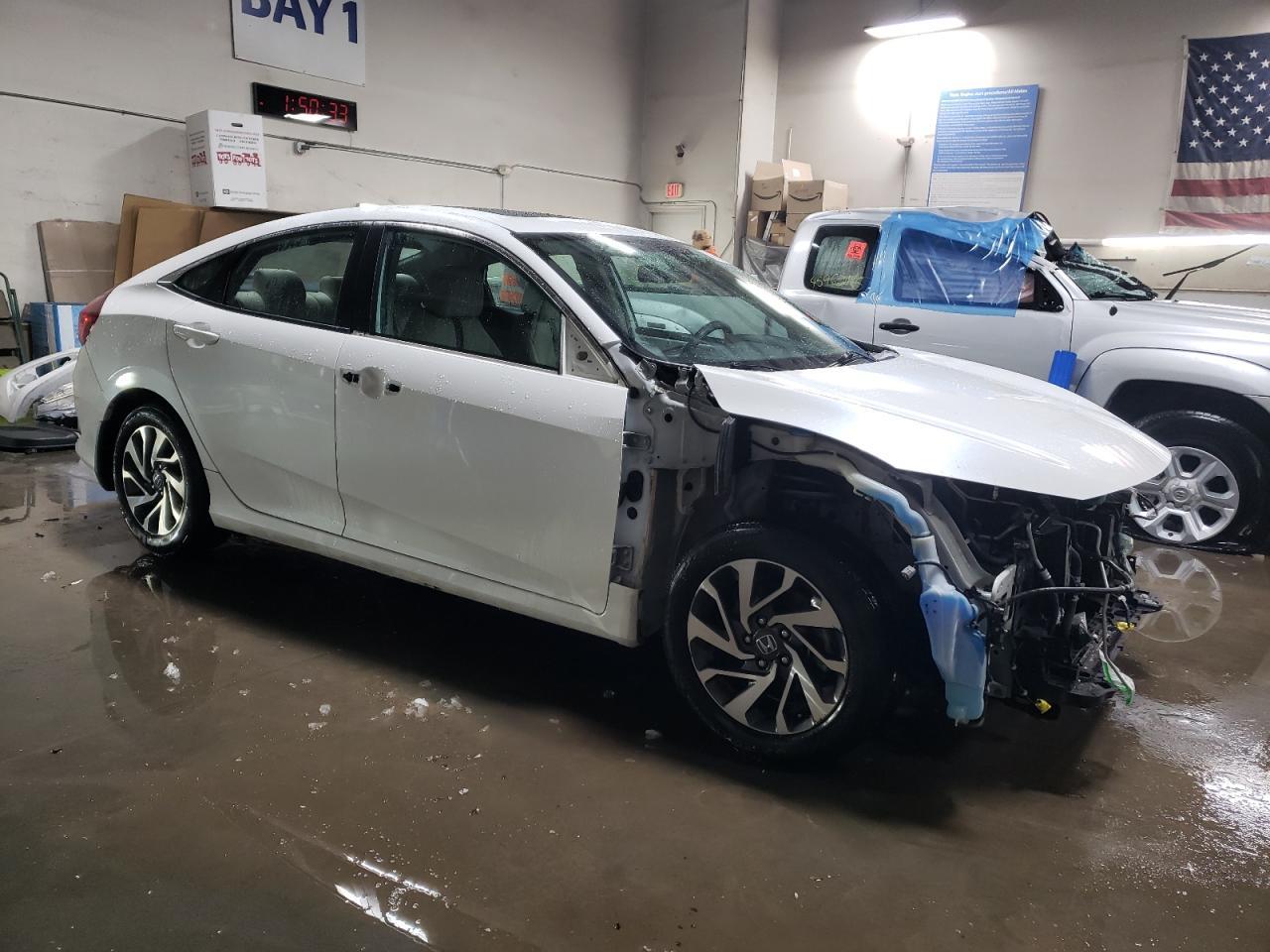 2018 HONDA CIVIC EX - Фото 4