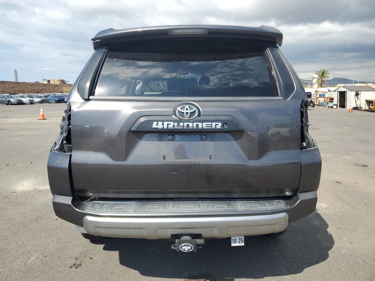 2019 TOYOTA 4RUNNER SR - Image 6