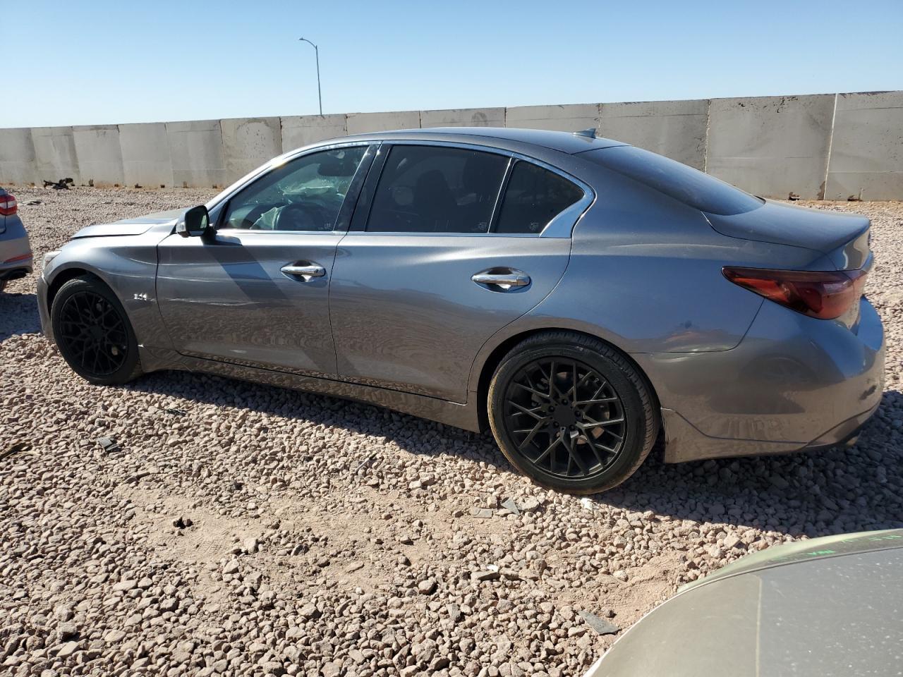 2018 INFINITI Q50 LUXE - Image 2