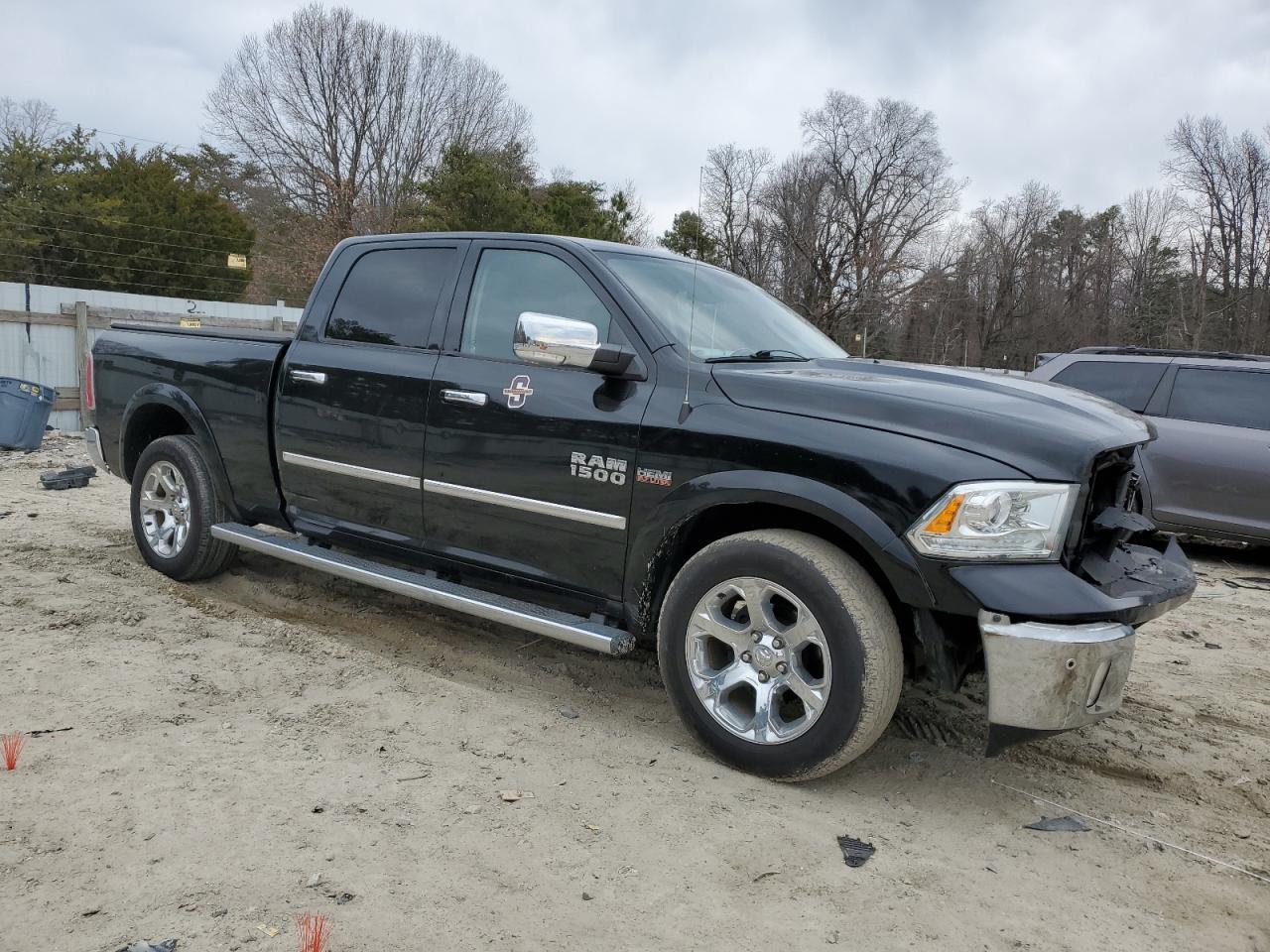 2014 RAM 1500 LARAM - Image 4
