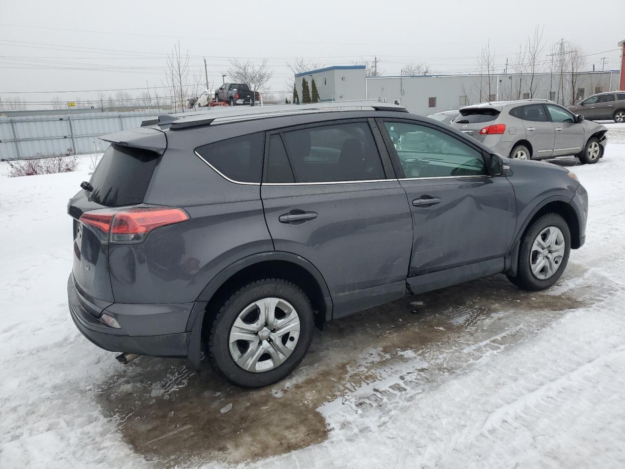 2017 TOYOTA RAV4 LE - Image 3