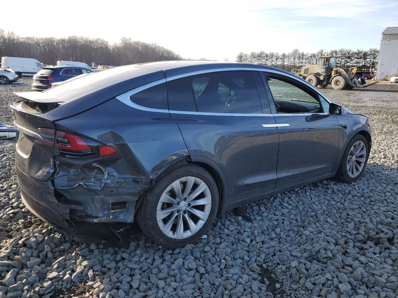 2016 TESLA MODEL X - Image 3
