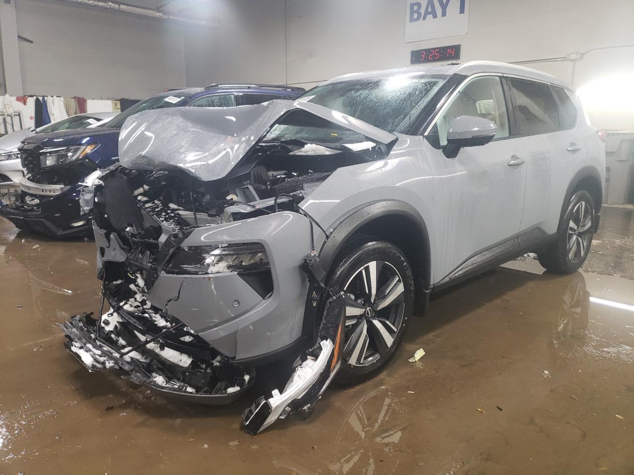 2024 NISSAN ROGUE SL