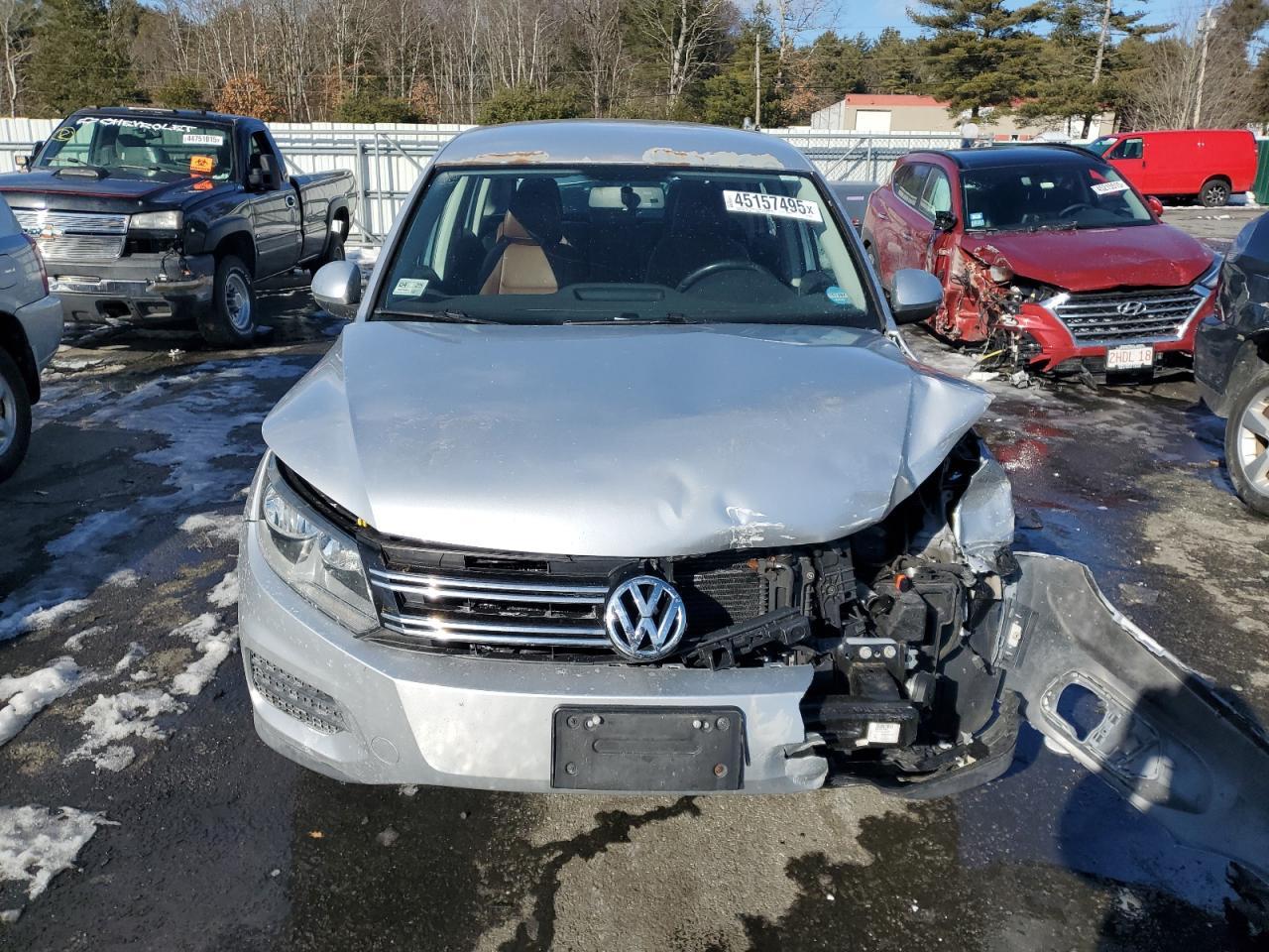 2014 VOLKSWAGEN TIGUAN S - Фото 5