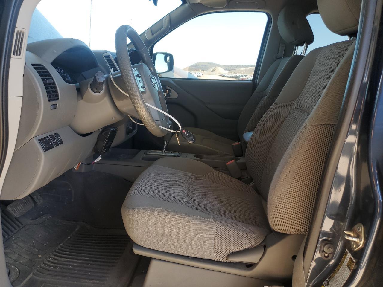2019 NISSAN FRONTIER S - Фото 7