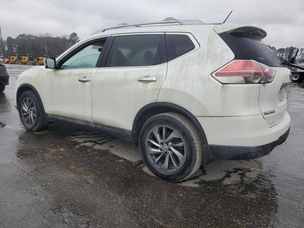 2015 NISSAN ROGUE S - Image 2