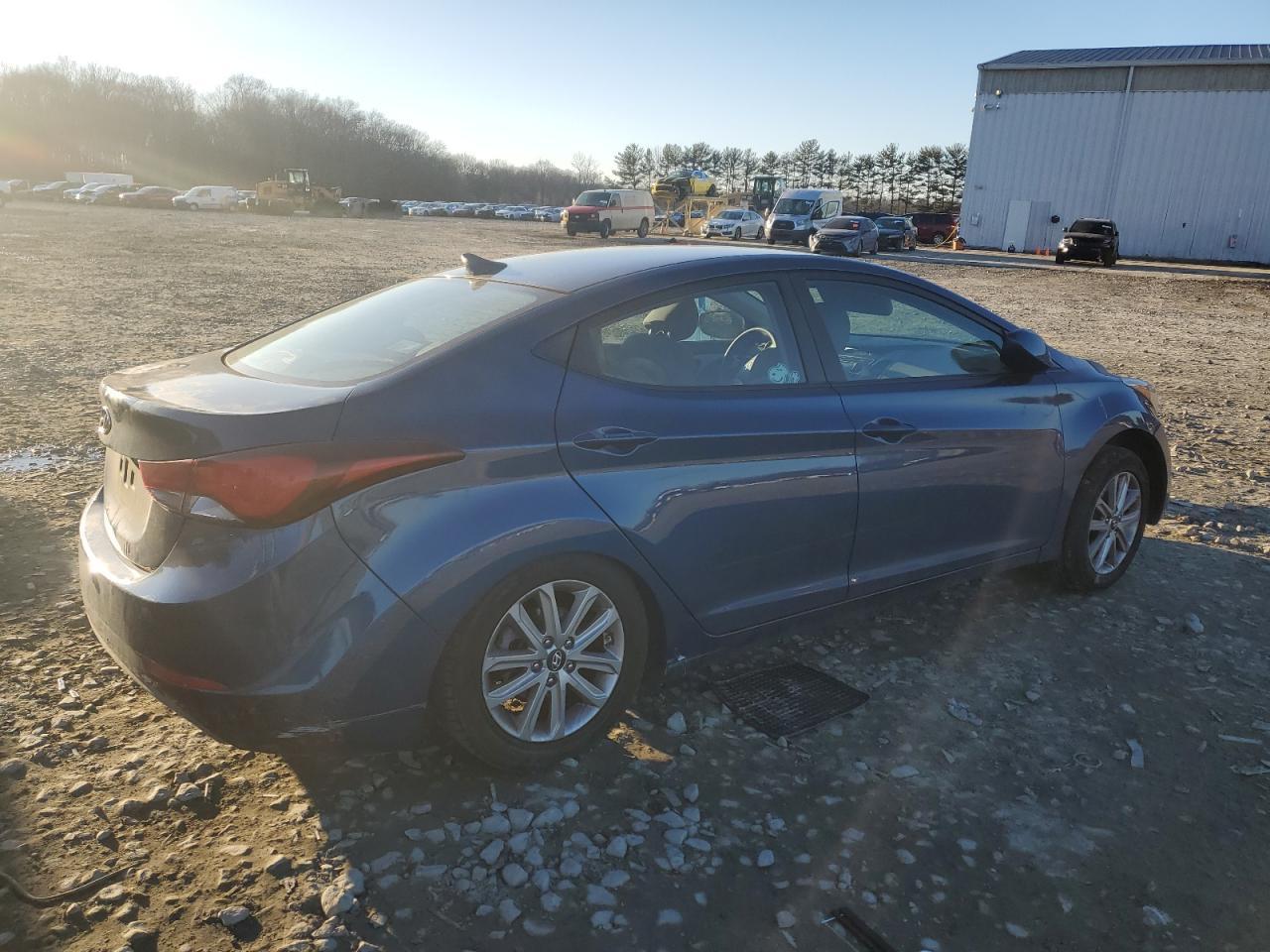 2014 HYUNDAI ELANTRA SE - Фото 3