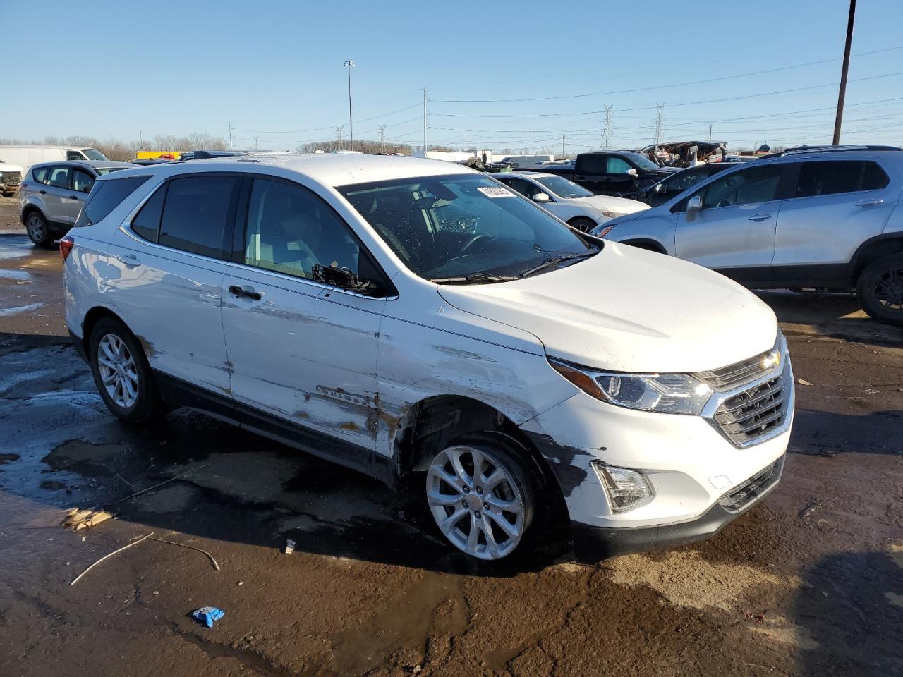 2019 CHEVROLET EQUINOX LT - Image 4