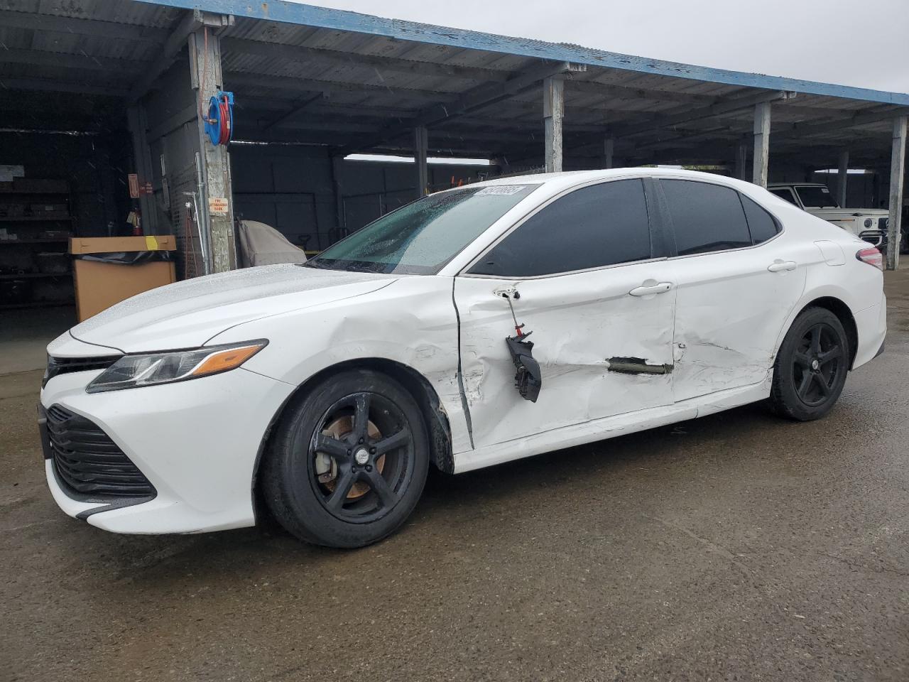 2018 TOYOTA CAMRY L