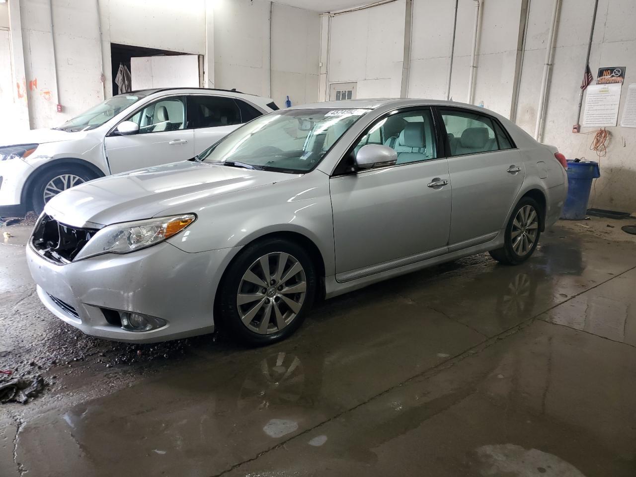 2011 TOYOTA AVALON BAS