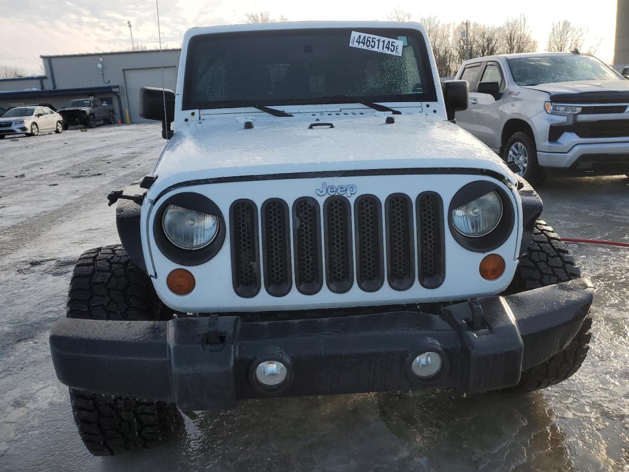 2012 JEEP WRANGLER U - Image 5