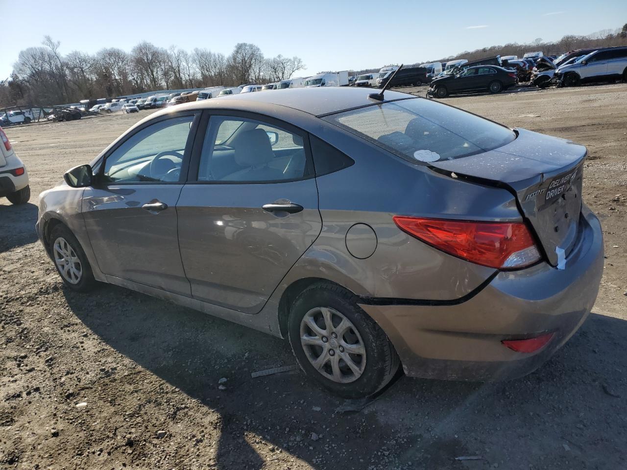 2012 HYUNDAI ACCENT GLS - Image 2