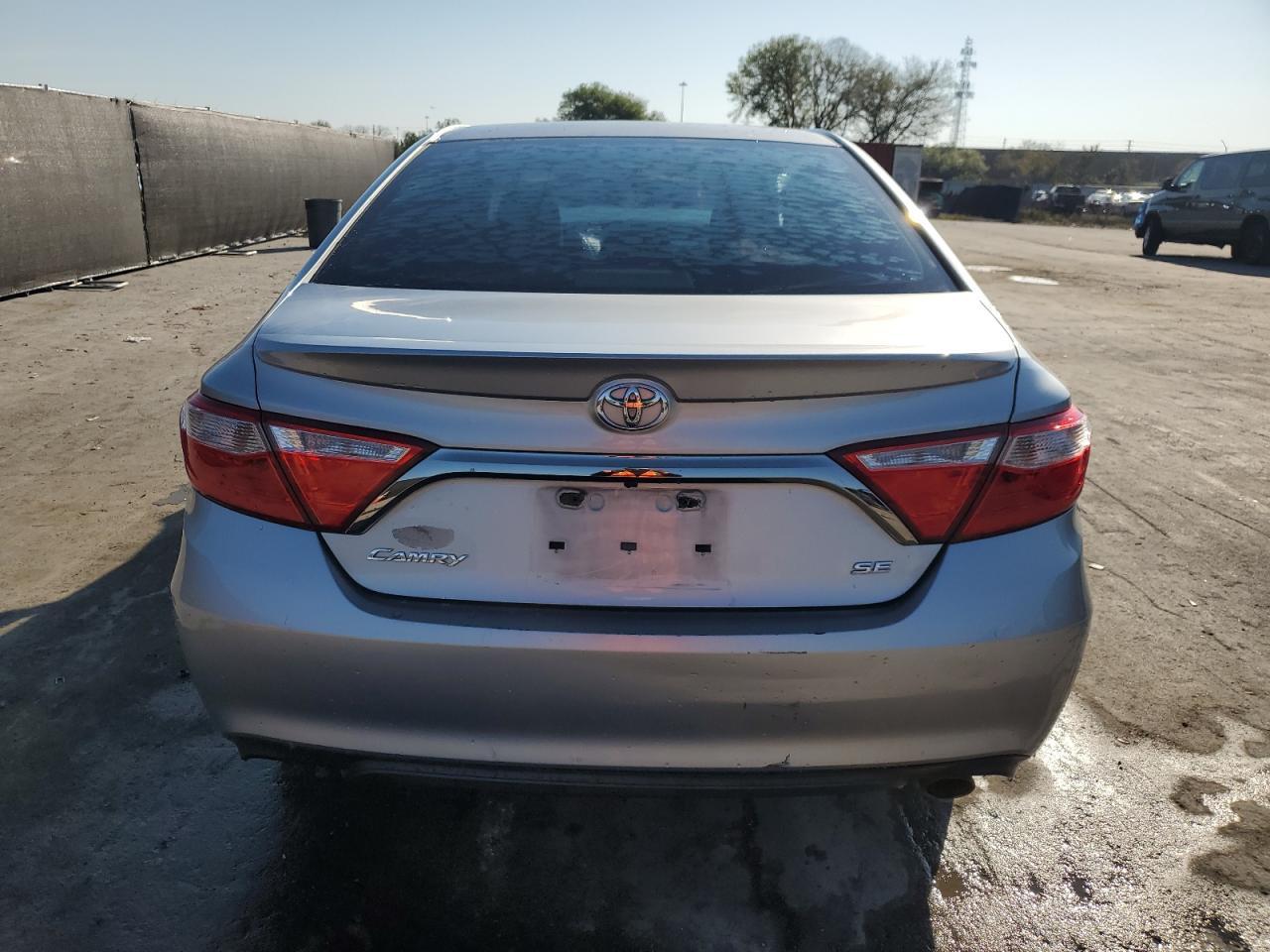 2017 TOYOTA CAMRY LE - Фото 6