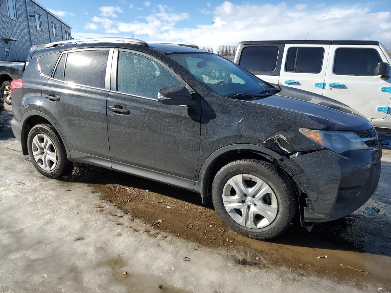 2014 TOYOTA RAV4 LE - Image 4