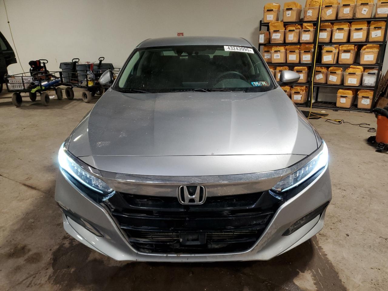 2018 HONDA ACCORD LX - Image 5